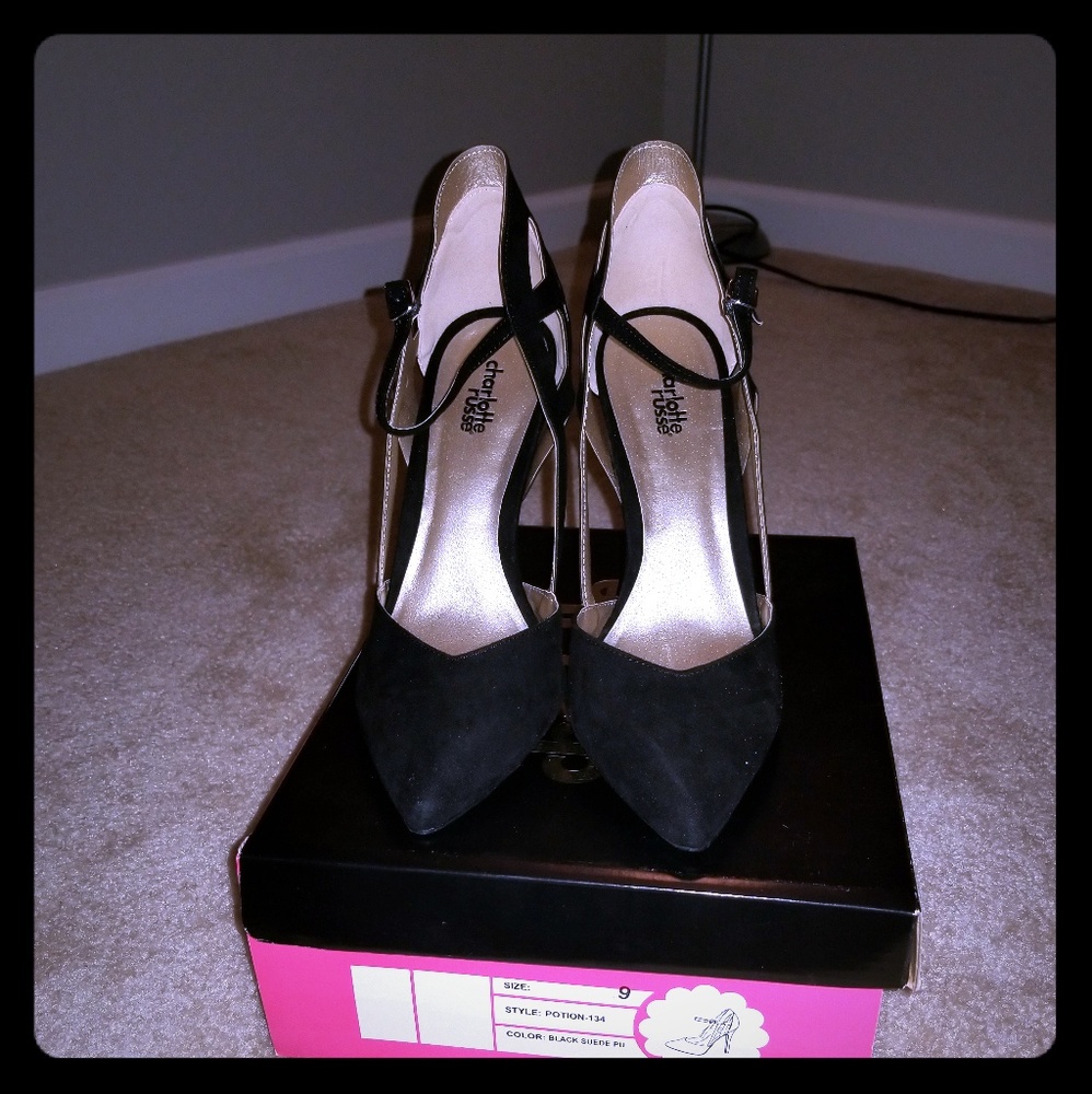Black Suede Pumps